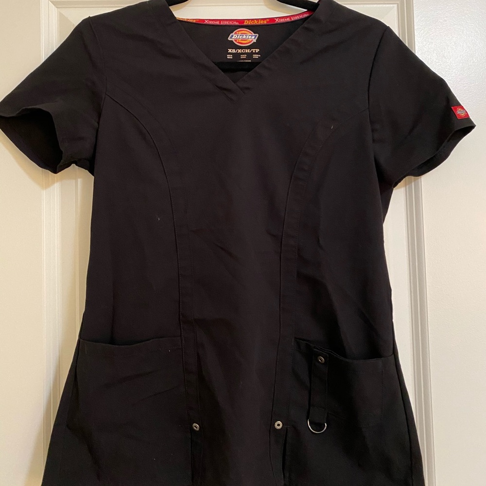 Scrub top